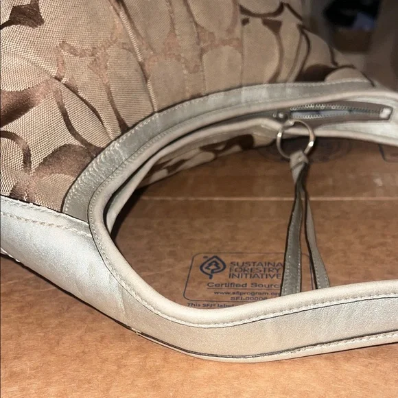 Coach Gold and Silver Monogram Hobo Y2K 2000s Pleated Shoulder Bag - Picture 4 of 11